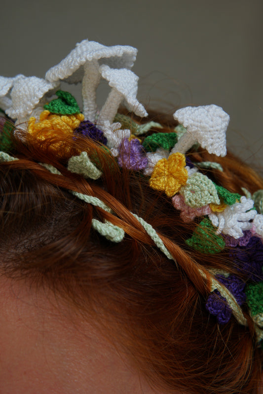 Video tutorial: How to crochet mushrooms? Mushroom crown🍃🍄‍🟫